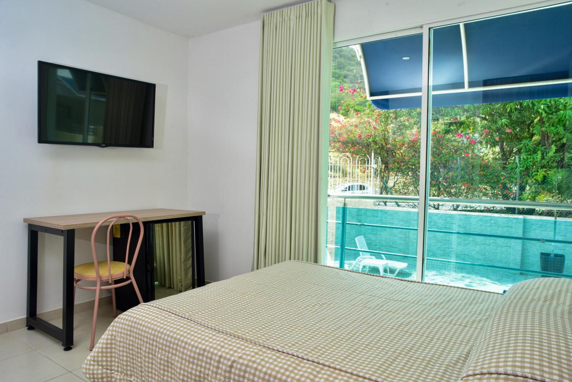 Hotel Aquarella Del Mar Santa Marta  Buitenkant foto