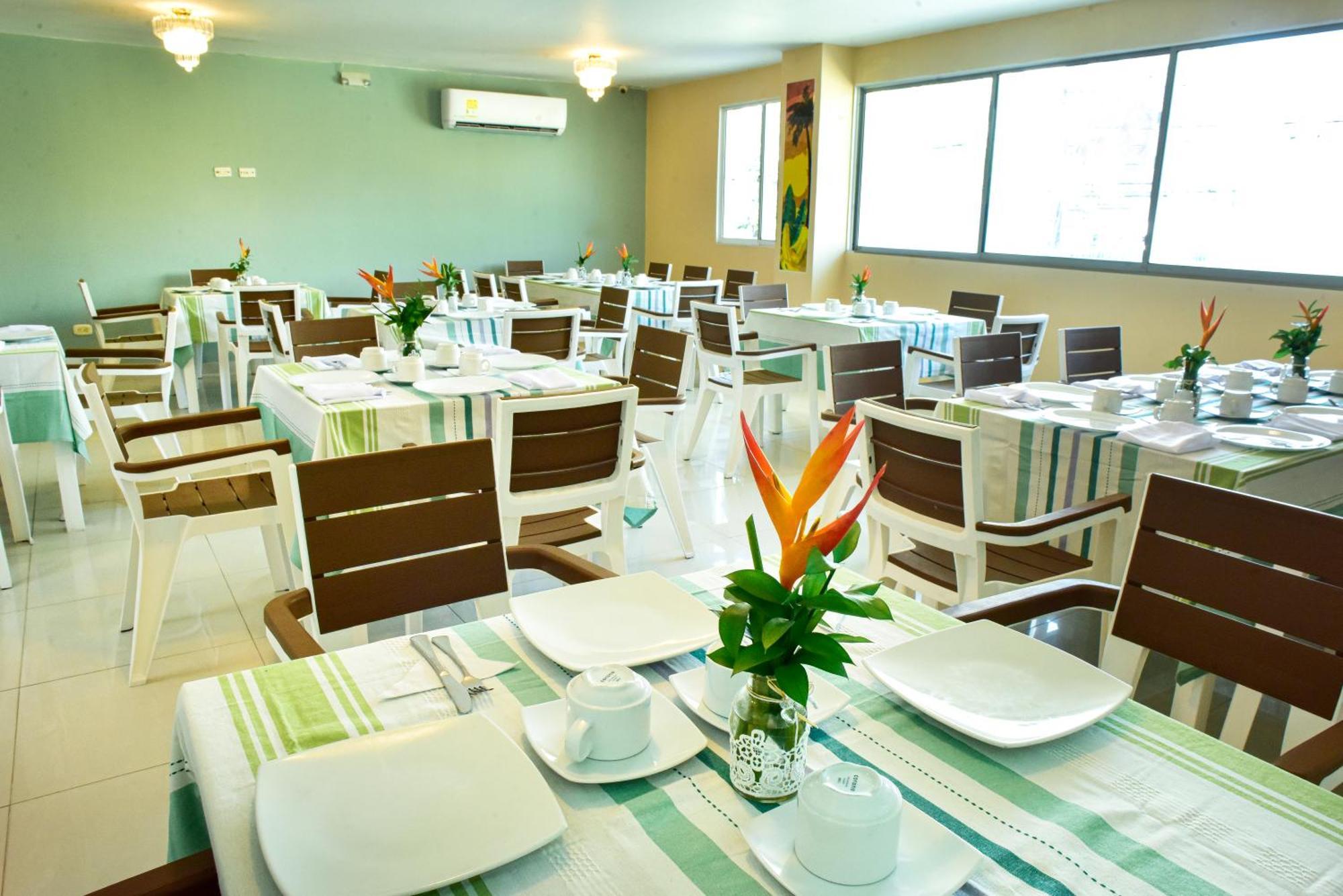 Hotel Aquarella Del Mar Santa Marta  Buitenkant foto